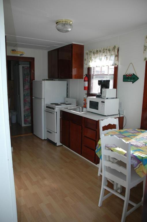 Channel Waterfront Cottages Weirs Beach Phòng bức ảnh